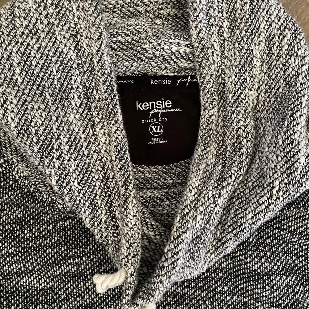 Kensie Men’s Black and White Shawl-Collar Cardigan